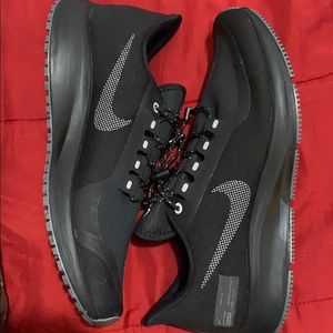 Womens Nike Air Zoom Pegasus 35 RN SHLD